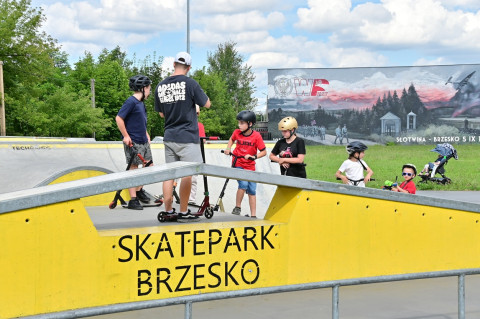 Wakacyjne warsztaty na skateparku