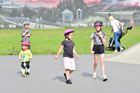 Wakacyjne warsztaty na skateparku