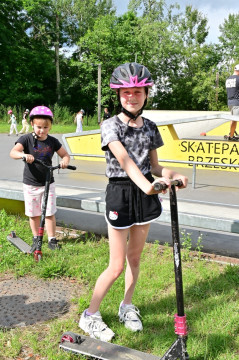 Wakacyjne warsztaty na skateparku