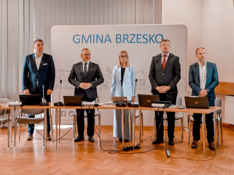 Nowy radny złożył ślubowanie podczas sesji Rady Miejskiej w Brzesku