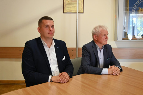 Mianowania nauczycieli i dyrektorskie powierzenia