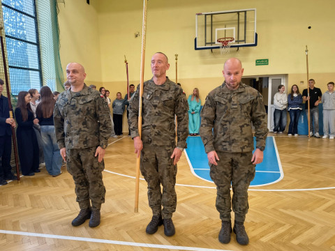Szacunek do symboli. Ćwiczenia pocztów sztandarowych