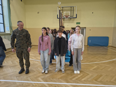 Szacunek do symboli. Ćwiczenia pocztów sztandarowych