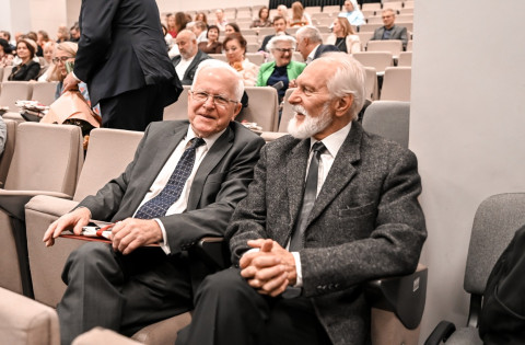 80 lat biblioteki. „Historia, którą czytamy razem”