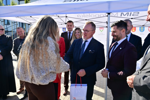 SIM Okocim – Pierwsi mieszkańcy odebrali klucze