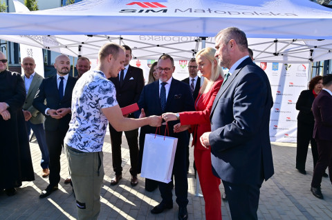 SIM Okocim – Pierwsi mieszkańcy odebrali klucze