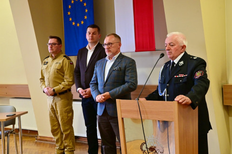Blisko milion złotych na nowy sprzęt dla OSP