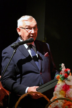 Trzy i pół dekady „Porębian”