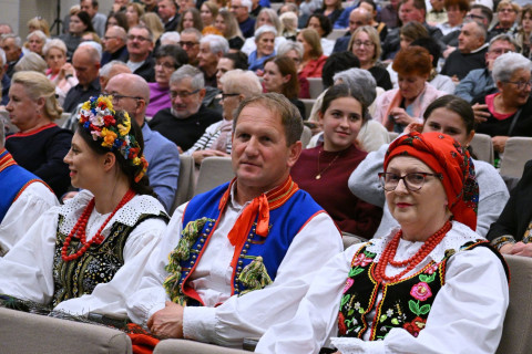 Trzy i pół dekady „Porębian”