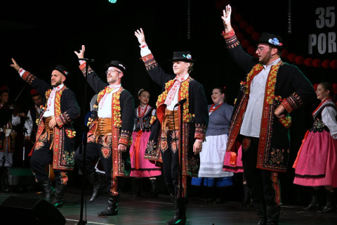 Trzy i pół dekady „Porębian”