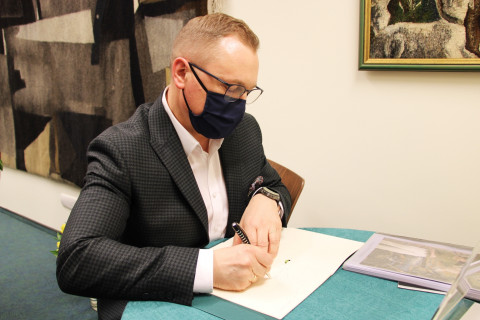 Wystawa gobelinów Lucyny Batko