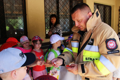 Edukacyjna wycieczka przedszkolaków