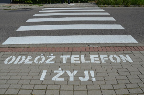 Odłóż telefon i żyj!