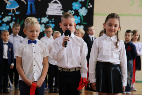 Ślubowanie pierwszoklasistów w ZS-P Brzesko