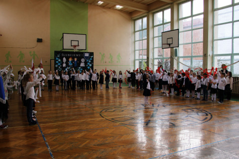 Ślubowanie pierwszoklasistów w ZS-P Brzesko