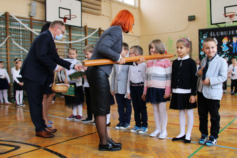 Ślubowanie pierwszoklasistów w ZS-P Brzesko