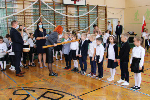 Ślubowanie pierwszoklasistów w ZS-P Brzesko