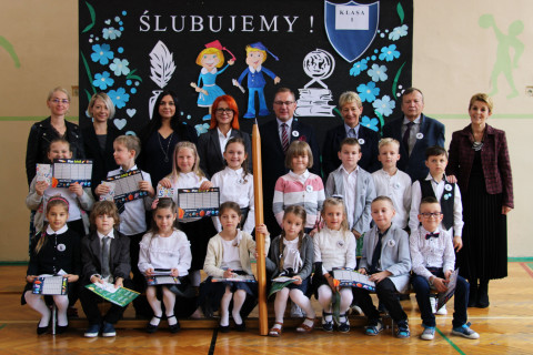 Ślubowanie pierwszoklasistów w ZS-P Brzesko