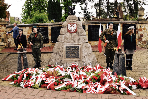 Witaj majowa jutrzenko, świeć naszej polskiej krainie!