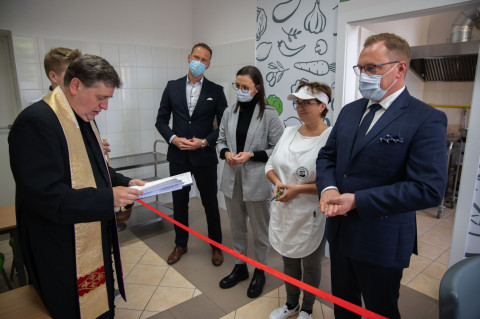 Przebudowa stołówki w Buczu