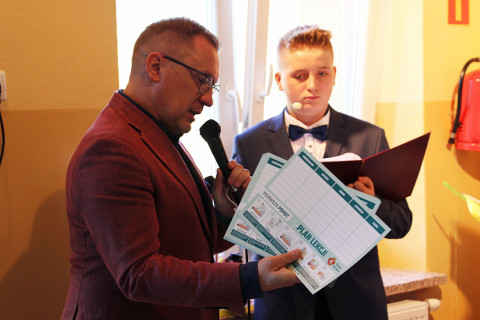 Ślubowanie pierwszaków w Buczu