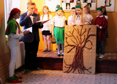 Ślubowanie pierwszaków w Buczu