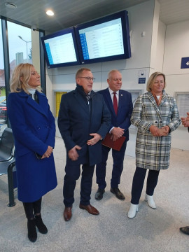 Otwarcie dworca w Sterkowcu