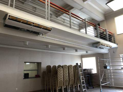 Klimatyzacja na sali Domu Ludowego w Jadownikach