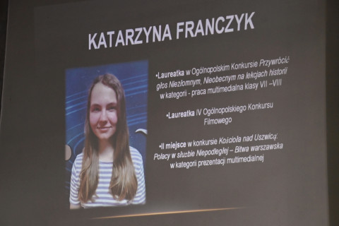 Wręczenie stypendiów w SP 3 Brzesko