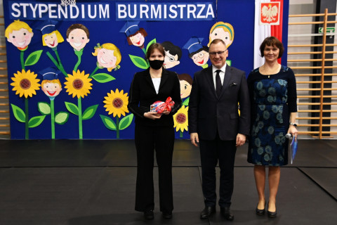 Wręczenie stypendiów w SP 3 Brzesko