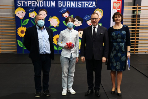 Wręczenie stypendiów w SP 3 Brzesko