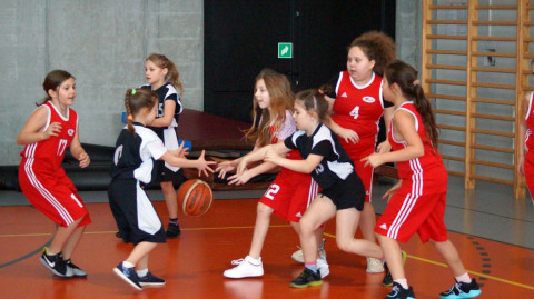 I Wiosenny Turniej koszykówki o puchar Ziemi Brzeskiej