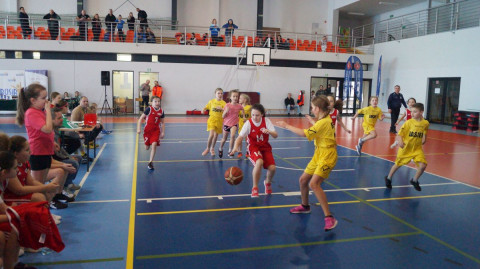 I Wiosenny Turniej koszykówki o puchar Ziemi Brzeskiej