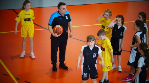 I Wiosenny Turniej koszykówki o puchar Ziemi Brzeskiej