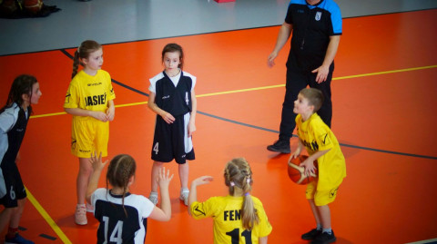 I Wiosenny Turniej koszykówki o puchar Ziemi Brzeskiej