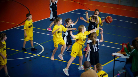 I Wiosenny Turniej koszykówki o puchar Ziemi Brzeskiej