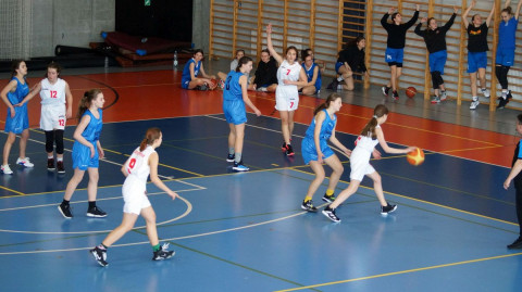 I Wiosenny Turniej koszykówki o puchar Ziemi Brzeskiej