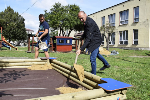 Aktywni razem - od piaskownicy