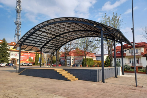 Remont sceny na placu Kazimierza Wielkiego