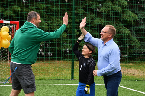 Uroczyste otwarcie boiska przy PSP 1 Brzesko