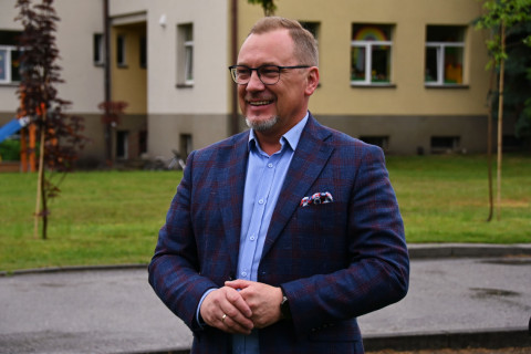 Uroczyste otwarcie boiska przy PSP 1 Brzesko