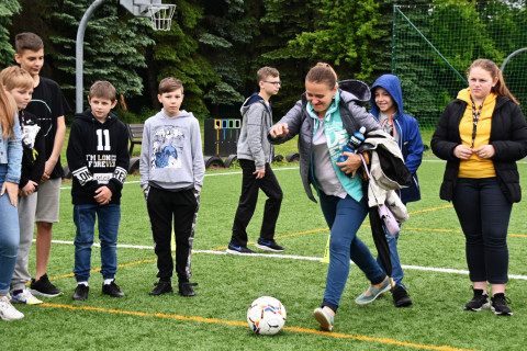 Uroczyste otwarcie boiska przy PSP 1 Brzesko