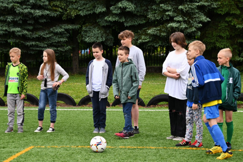 Uroczyste otwarcie boiska przy PSP 1 Brzesko