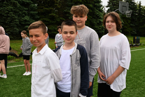 Uroczyste otwarcie boiska przy PSP 1 Brzesko