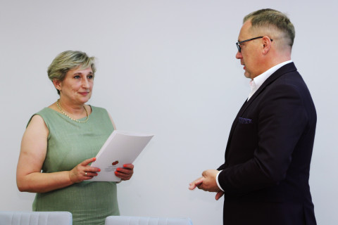 Zmiany na miejscach dyrektorów