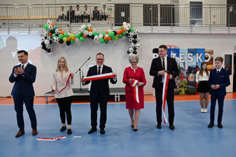 Hala w Mokrzyskach rozpoczęła działalność