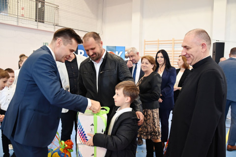 Hala w Mokrzyskach rozpoczęła działalność