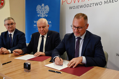 Ulica Św. Bartłomieja – umowa podpisana