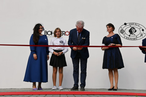 SP 3 Brzesko. Odsłonięcie muralu