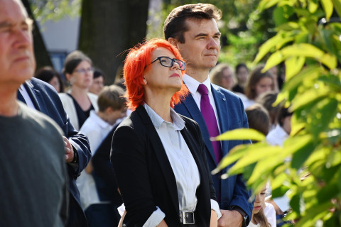 SP 3 Brzesko. Odsłonięcie muralu